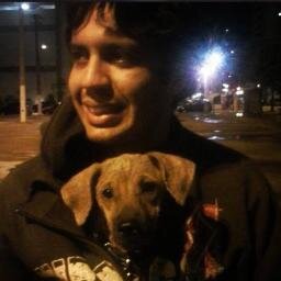 O fato de eu usar o Twitter, não quer dizer que eu goste dele.