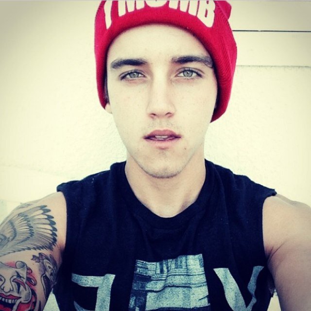 skips main puta ♡