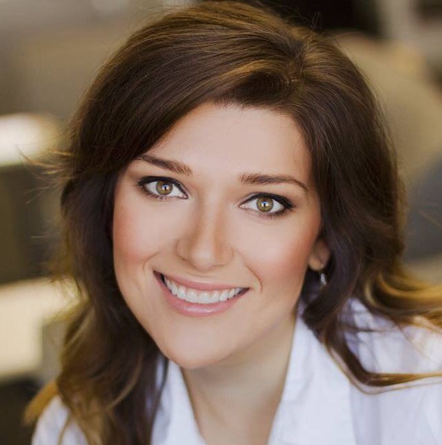 REALTOR (r) at Century 21 Fusion in Sakatoon, SK. President of SRAR for 2015. Actor, improviser, momma.