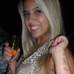 *A TRISTEZA É UM MONSTRO QUE NUNCA ESTARÁ ALIMENTADO,MAIS NUNCA QUEIRA ALIMENTA-LO COM DROGAS!A PIOR TRISTEZA É AQUELA QUE USA A MASCARA DA FELICIDADE!!!