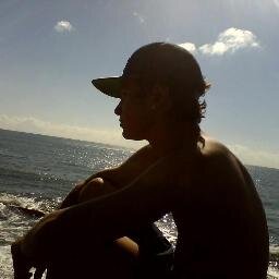 Coragem nem sempre é um rugido de leões.
As vezes, é o coração dizendo:
Vou tentar de novo amanha