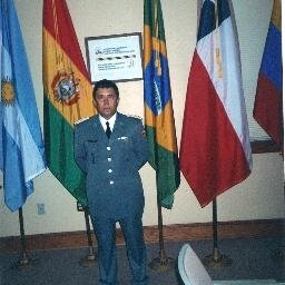 Nacido en Cobija Pando Bolivia, Egresado del Col. Mil. Del Ejército, Graduado como Asesor y Consultor internacional de WHINSEC. Georgia Atlanta.