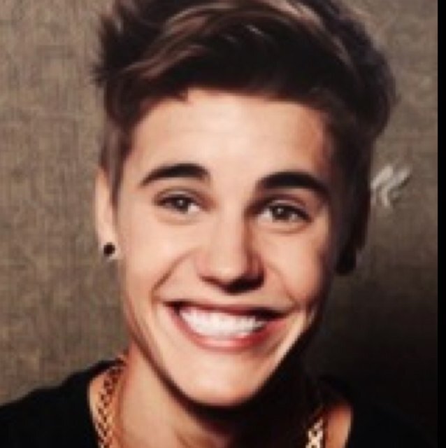 @LittlecBeadles follow : 15|05|13. BT 23/07/13 & 26/11/12 . TMHT 4/07/13 I'm Canadian Mahomie&Belieber&Directioner&beadlesbabe&angel&selenator