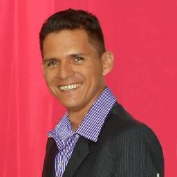 un buen vallenato para los que gusta de un buen genero que Colombia tiene sonando para el mundo. contrataciones cel: 3133582509 - 3186638258