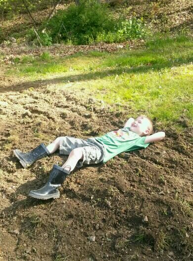 loves_ezra's profile picture. 