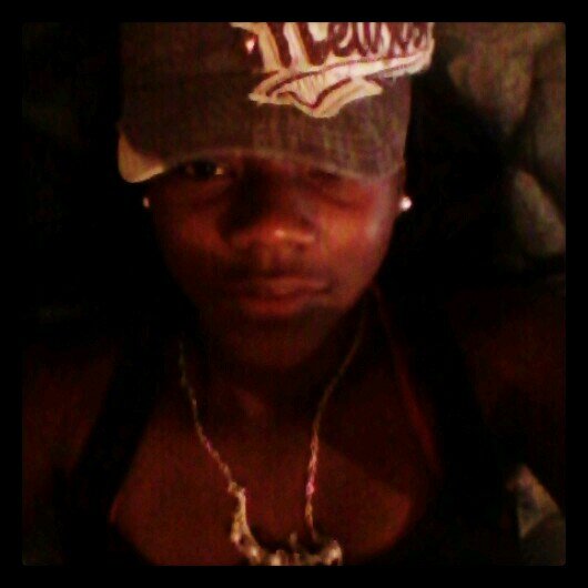 follow me nd i follow back :)