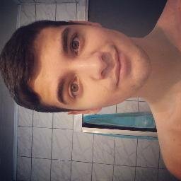 . namorado da @LaahB_