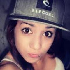 Me llamo Melanie seguime y te sigo