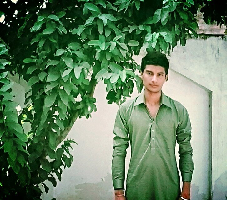 To the people i forget. you weren't on my mind For some reason and u Probably don't deserve any...Thnxx anyway.''