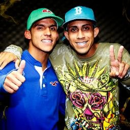 Ouça agora a música Vem Novinha http://t.co/9y7nDR3WXr Contrate nosso Show (11) 98543-7395 !!! @ClubeFollowBack Seguimos de Volta!!!