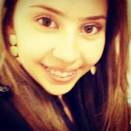 Eu sou uma mistura. Uma mistura de amor e ódio, de riso e de choro, de gentileza e ignorância, de sabedoria e idiotice.