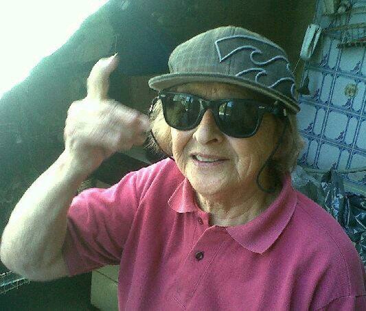 alemendiburuok's profile picture. 