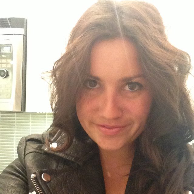 SarahArendse's profile picture. Yes this is my twitter, and no it's not a joke