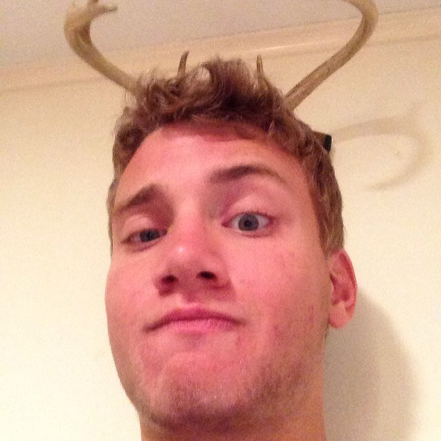 GossipBradXOXO's profile picture. 