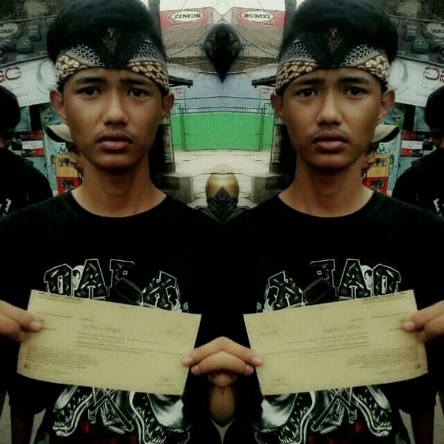 Ayustina Tresnasari :')