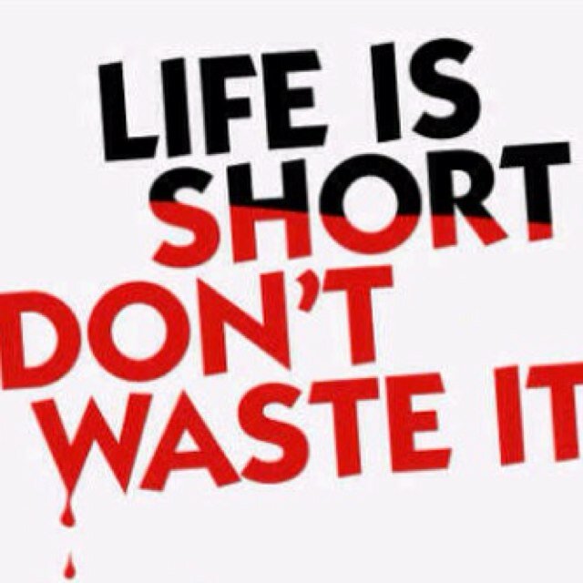 NinaHedges's profile picture. ..only smile can melt and ruin all rudeness and madnessz..Istirja' - avps