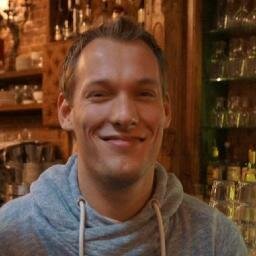 IT Engineer @ KPN | Founder Juli Media Solutions & Miravue Agence Web