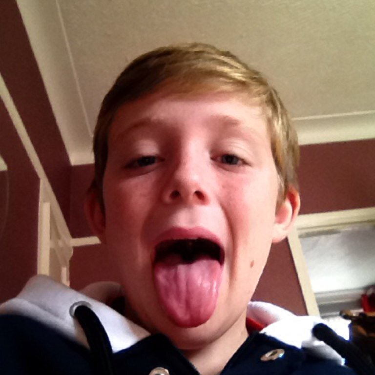 uc4632's profile picture. 