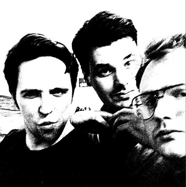 GENERALS WIFE: London 3-Piece Sex Rock and Fire.