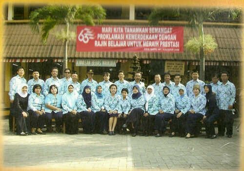 Kumpulan alumni SMP NEGERI 191 angkatan 2010 | follow akunnya jangan cuma dilihat☺ | we are the big family JHS 191 guys |