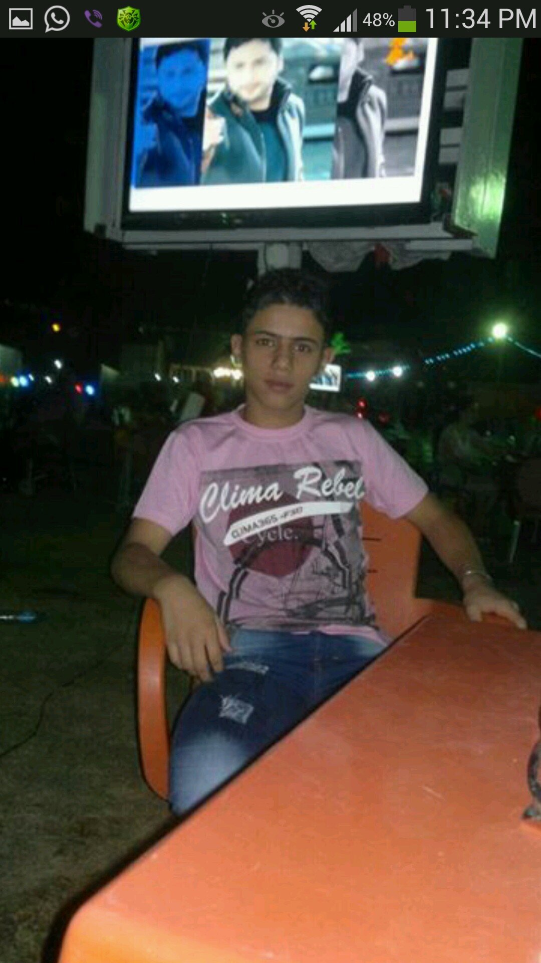 اذا ضاقت بك الدنيا فاذكر الله
