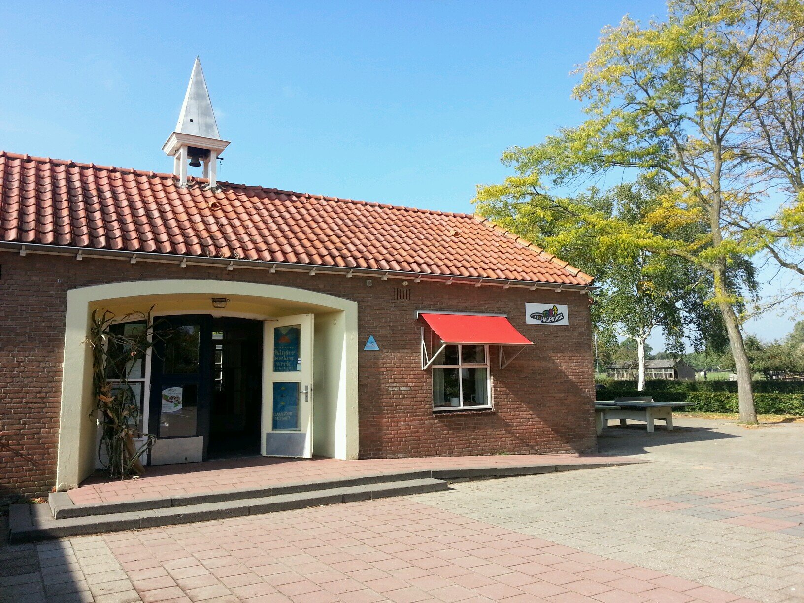 Openbare basisschool in Wilp behorend bij Stichting Archipel. Een dijk van een school. Gewoon, Gezond en Gericht.