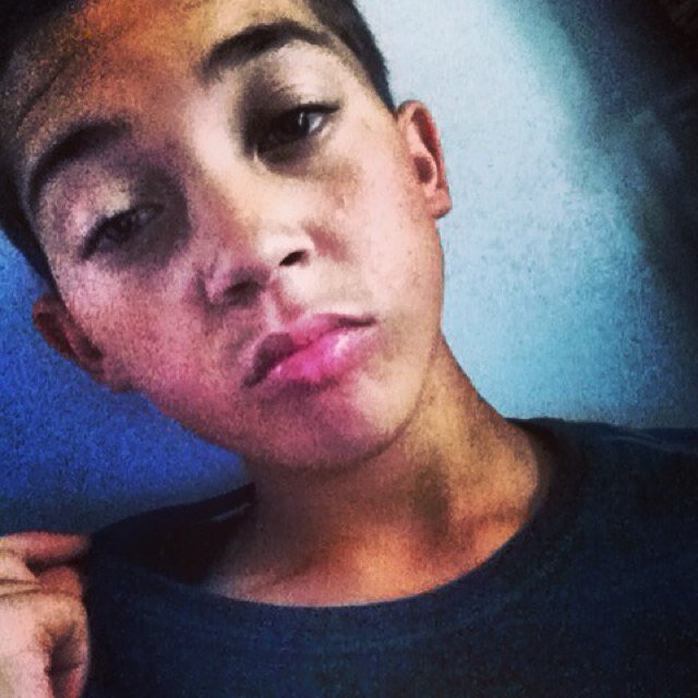 Follow me i follow back