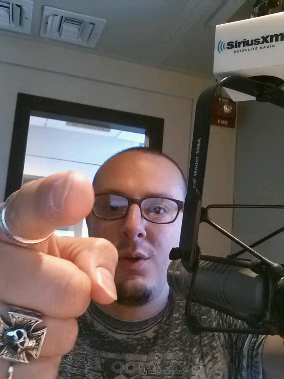 TalktoJoey's profile picture. New Jersey Husband, Dad, Musician, Owner Boogie Baby Entertainment LLC, Surfer, Classic Sagittarius, Custom Wedding Officiant