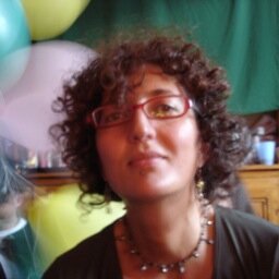 interdisciplinary artist, activist, arts & humanities researcher, honorary senior research fellow at UCL, creator of #7cities7minutes @aldaterra.com