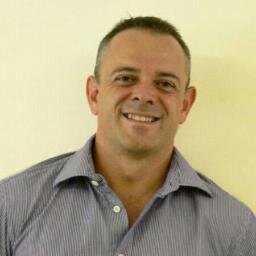 Passionate about people and real estate. Sales Director of Realnet Holdings.