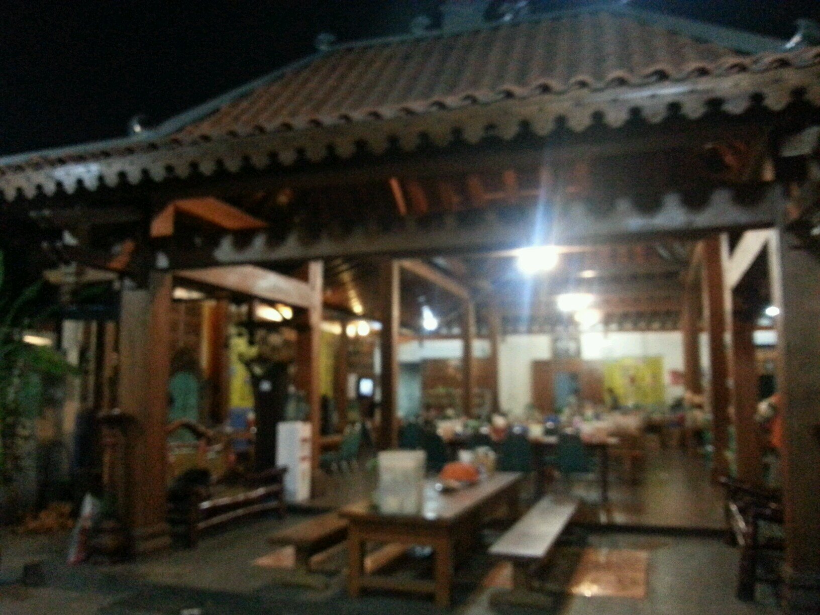 Official account of ESMASUK|#kulinerenaksolo #Indonesia Rumah makan Khas makanan Orang SOLO Sejak 1 9 5 2
