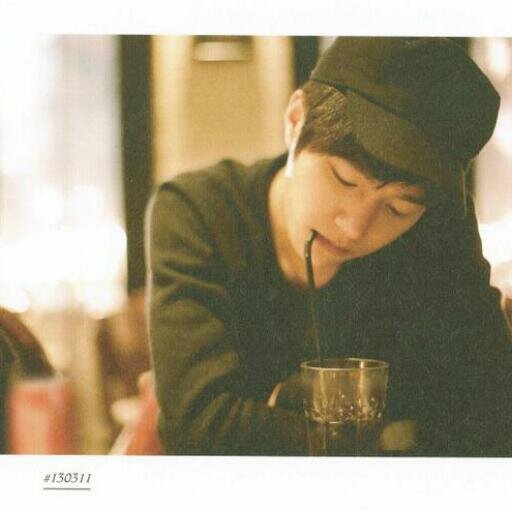 dingin diluar hangat didalam like freshcare/? ©terlahirsebagaipisual.