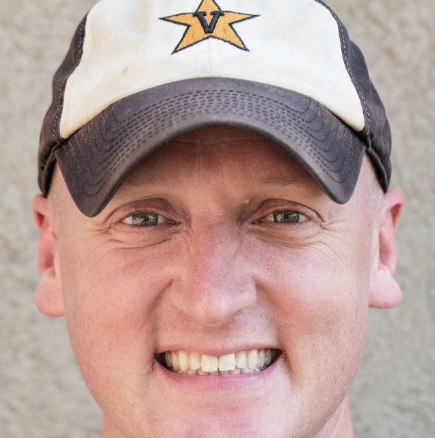 Vandy & Duke grad, sports nerd, mediocre @ FIFA/Madden/NCAA, Taco Bell fanatic, observer of randomness.