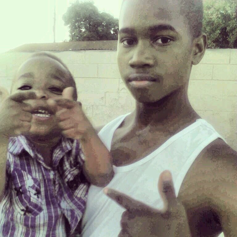 GOLD CHILD'S 5'8' PG #5 basketballislife #stay young kik:@da_best_biissh