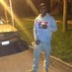MMG BITCH Its YOUNG MONEY ova everyTHANG!!! #TEAM FOLLOWBACK MY TWIFEY @Nique_Out @GORjUZ_BRitt @arrOgant_muchh FOLLOW.ME.ON INSTAGRAM: JAYMOOLA45