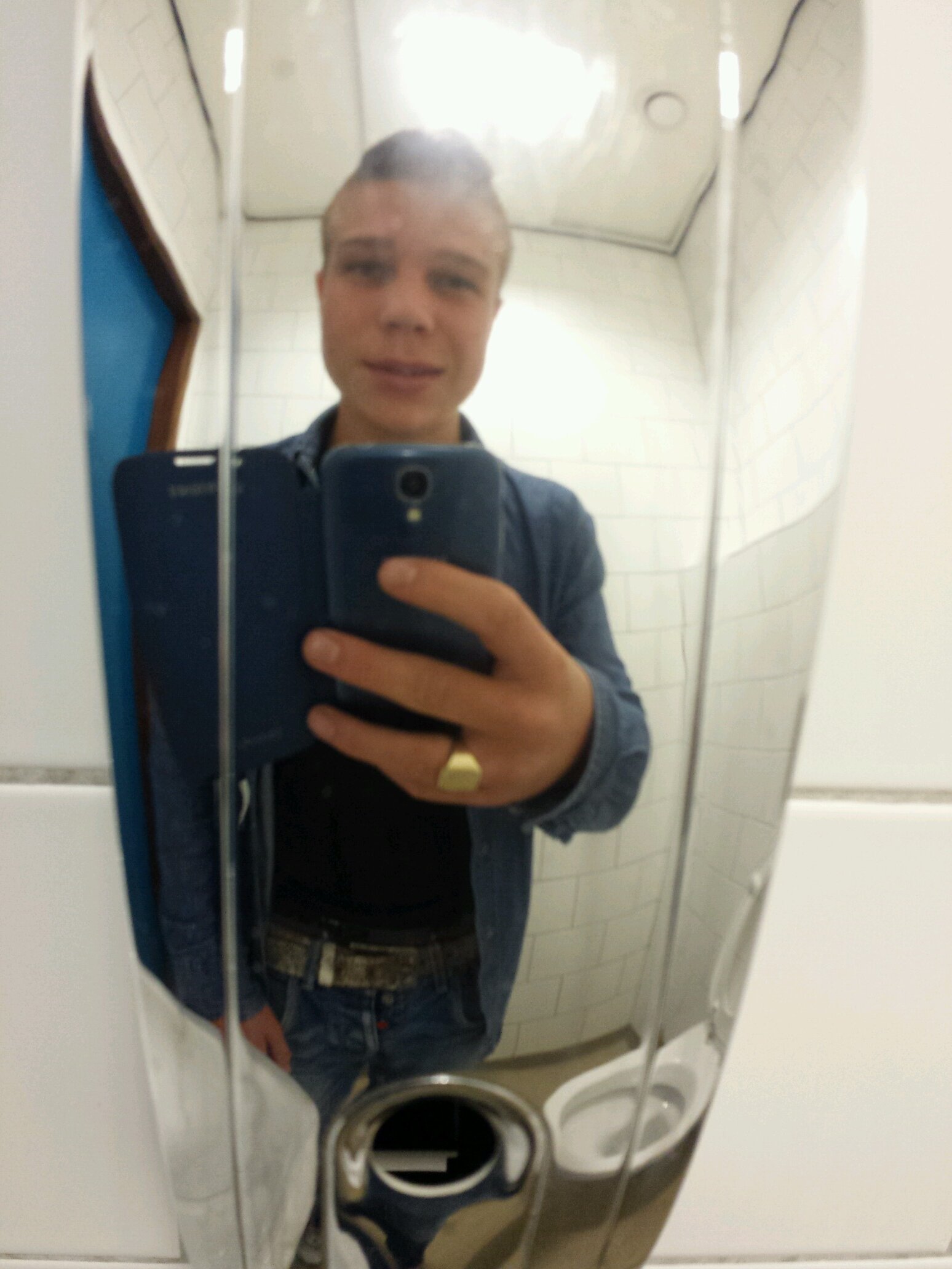 |mma fighter|voetball | b2 | 3prt |