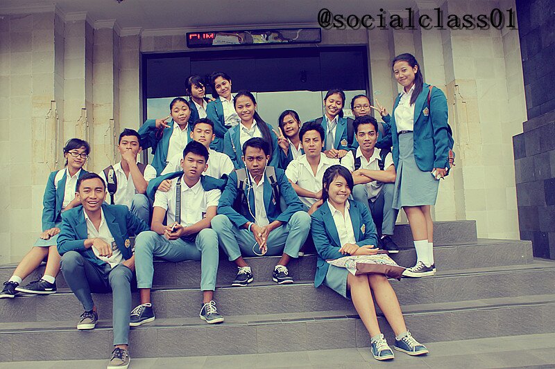 socialclass01's profile picture. Selamat datang di fanbase kelas terKECE | IPS1 = Ikatan Pelajar Sukses | Student at @SMAN1UBUD