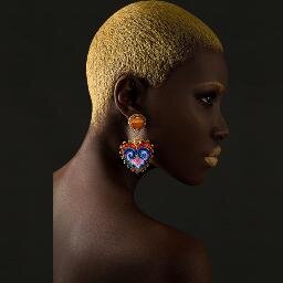Accesorios que transforman el concepto de elegancia en una propuesta práctica y única. Envíos a todo el país. Insta: KatherineCordero55 #FB/KatherineCordero55