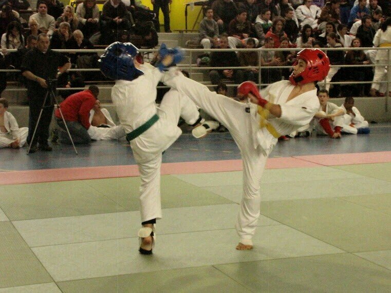 yau921's profile picture. 