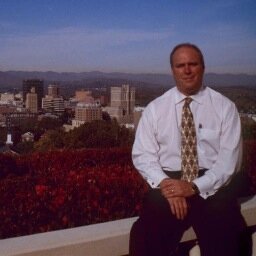 Real Estate Broker