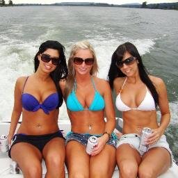 Dubstep Producer from Sweden, Currenty Living in Canada, on the west coast. #ifollowback #TeamFollowBack