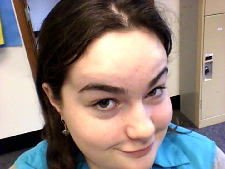Student, yummy food lover, animal geek, and a well rounded lover of fun!!!! ()