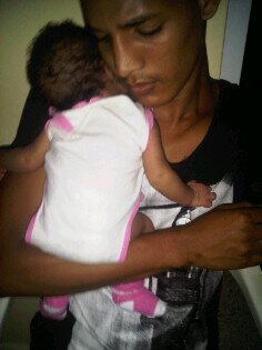 I♥ Al POETA...ADORO A MORZA♥....ME DEBiiliiDA 'BLACK JONAS POiiNT ♥.        Pin:30BFD06B