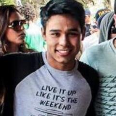 Sigo sem rumo sem roda, deixo o momento levar            ॐ
  A.P  ♥                            https://t.co/2h3kqGmUzV
