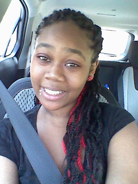 **Love kicking it n partying hard but most important i take care or my kid first**#TEAMMOMMY #TEAMTAURUS 5.13 #TEAMPRETTYEYES #TEAMBIGBoobies #TEAMFOLLOWBACK