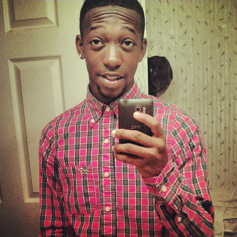 *Athlete | 15 | Taken | Follow Me | Follow My Twifey @SiierraX | Retweet | S/O | IG: AyooShunn |