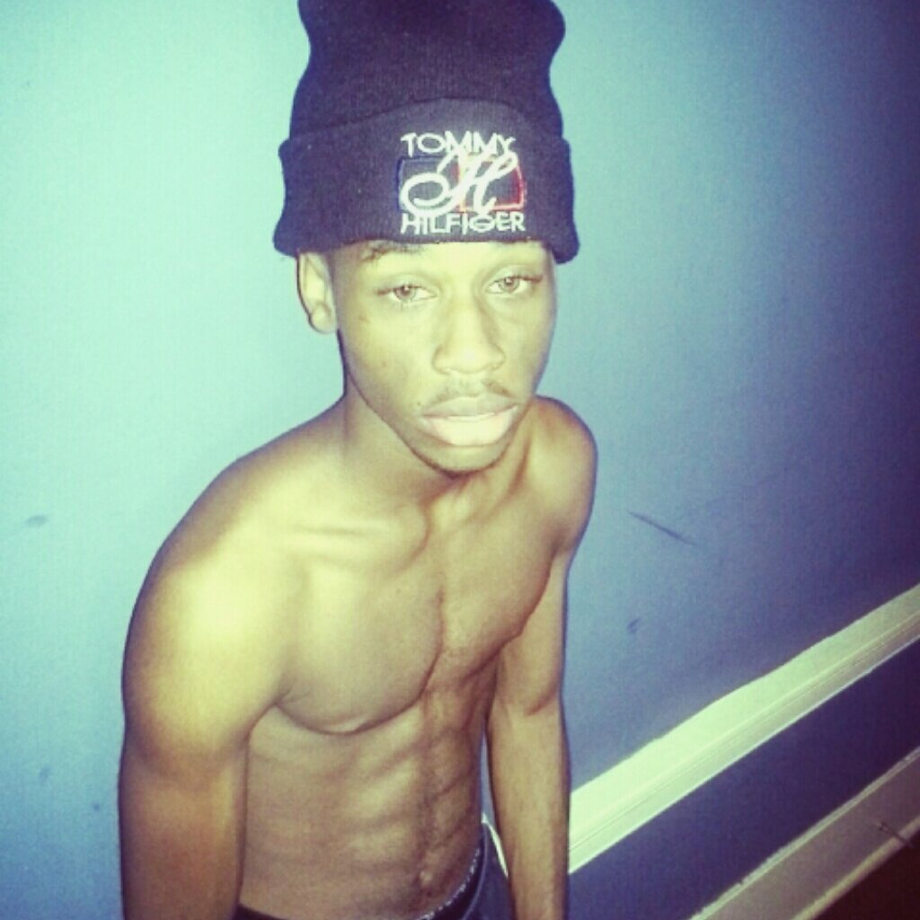 IG: GRINDONMY_TONGUE#PopularFreakz
R.I.P LIl Lont Lont ! !#TeamLoes