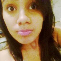 • 'Biografia { *.* }
Fala sério! Como vou resumir minha
vida aki no twitter?
;P #Divertida #Fofa û_û  https://t.co/BBJpjeaQay