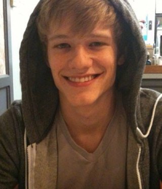 HimFaking's profile picture. 