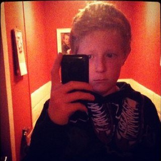 Feyenoord//People call me Rooie Mark// M2P de beste//BBM; 7C4A2B1C
